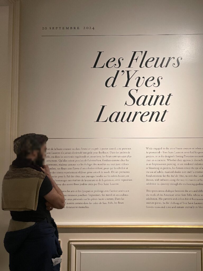 Discover the “Fleurs” exhibition at the Yves Saint Laurent Museum in Paris